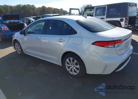 2020 Toyota Corolla Le z USA, uszkodzony, nr VIN JTDEPRAE1LJ098597